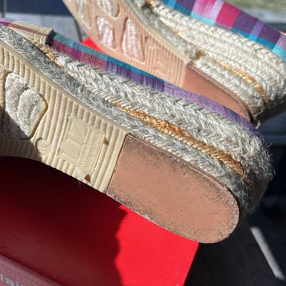Liz Claiborne Espadrilles in original box - Picture 3 of 7